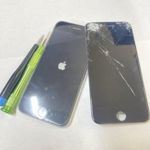 iPhoneSE2 画面割れ 交換修理 即日