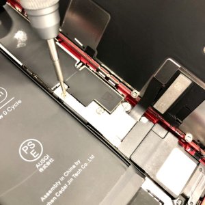iPhone8 バッテリー交換