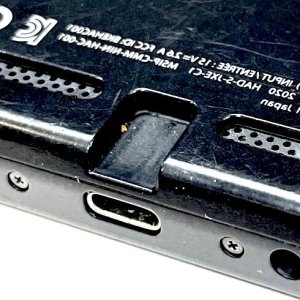 Nintendo Switch 充電コネクタ修理