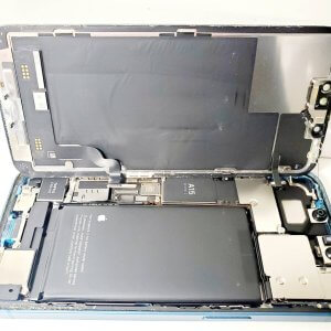 iPhone13 バッテリー交換