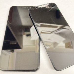 iPhone11 液晶交換