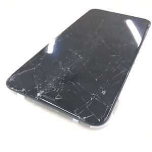 iPhoneXSMax フロントパネル交換