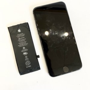 iPhone SE2 バッテリー交換