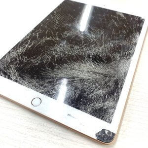 iPad7 液晶交換
