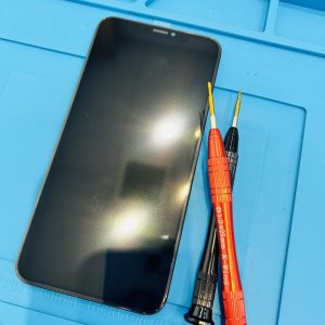 iPhoneXS Max 液晶交換