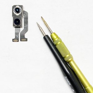 iPhone11 アウトカメラ修理