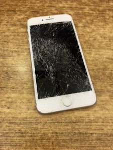 iPhone8　パネル交換