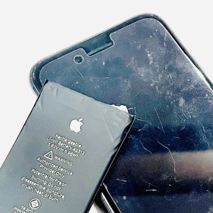 iPhone８　バッテリー交換修理
