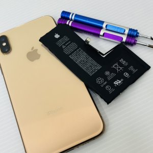 iPhoneXS バッテリー交換修理