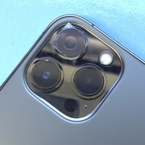 【iPhone13Pro Max アウトカメラレンズ交換】カメラレンズの破損を放置してしまいますと、カメラ本体も故障してしまうかも知れません!!お早めご相談をおススメしております!!｜前橋市大友町