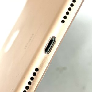 iPad第8世代 ライトニングコネクター交換修理