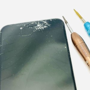 iPhoneSE2 液晶交換修理