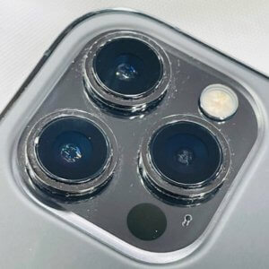 iPhone13 アウトカメラ交換修理