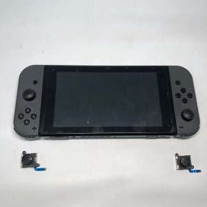 ニンテンドー Switch ジョイコンスティック交換修理