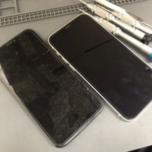 iPhone12 パネル交換