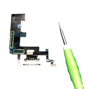 iPhoneXR ライトニング交換