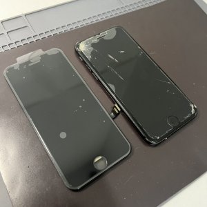iPhone8 液晶交換