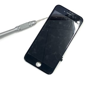 iPhoneSE3 フロントパネル交換