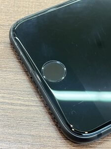 iPhone8 ホームボタン修理