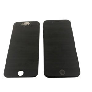 iPhoneSE3　パネル