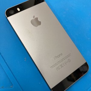iPhone5SE バッテリー交換