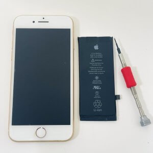 iPhone8　バッテリー交換修理