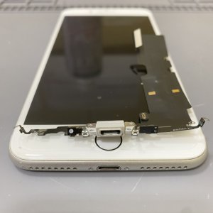 iPhone8Plus　ライトニング交換