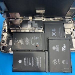 iPhoneX　バッテリー交換修理