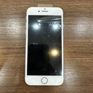iPhone8修理 液晶パネル交換｜川口市花園
