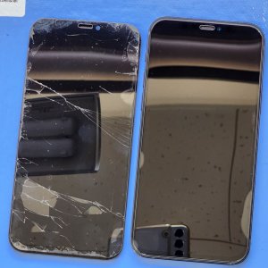 【iPhone12 液晶交換】液晶の損傷・タッチ不良の症状も即時修理完了します!お困りの方は是非ご相談下さい!!｜前橋市上大島町