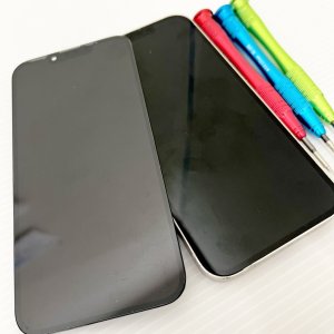 iPhone13　液晶交換修理