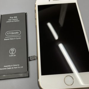 iPhone6S バッテリー交換