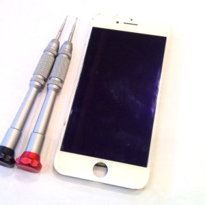 iPhone7 フロントパネル交換