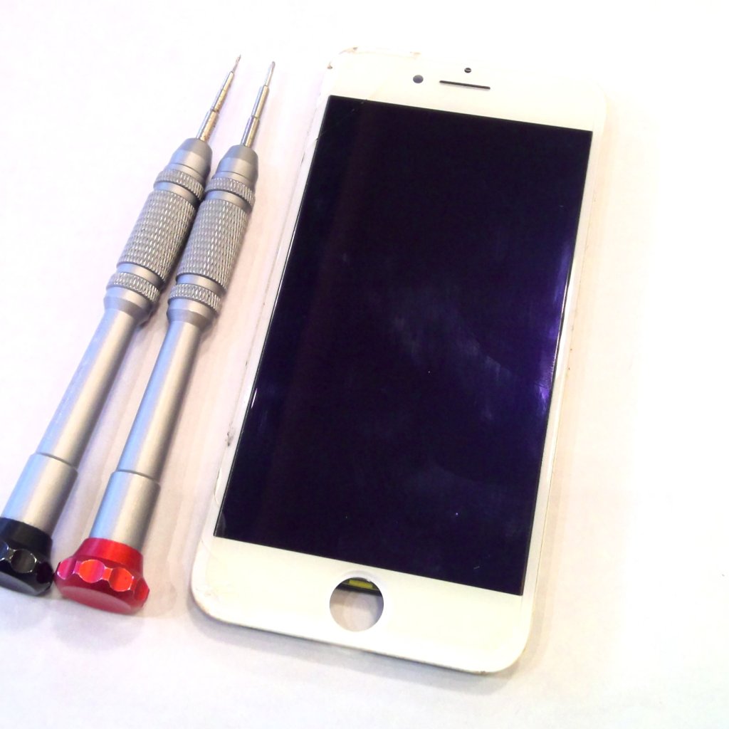 iPhone7 フロントパネル交換