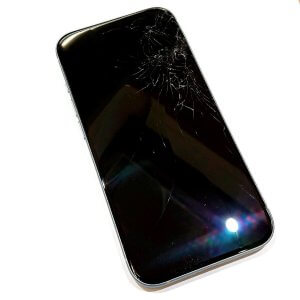 iPhone15 液晶交換