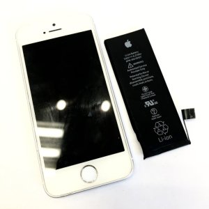 iPhone SE バッテリー交換