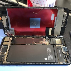 iPhoneSE3バッテリー交換