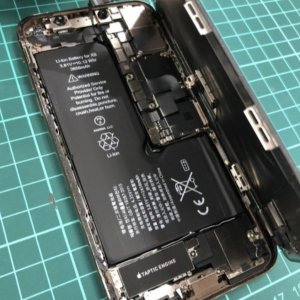 iPhone13 お風呂に落下 水没修理