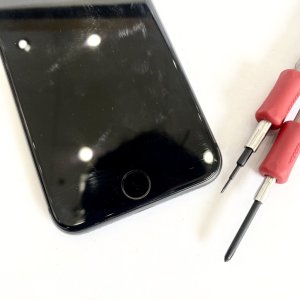 iPhone 8 ライトニング修理