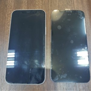 iPhon12 液晶交換