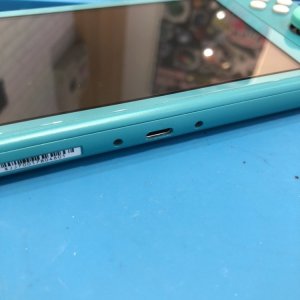 任天堂Switch ドックコネクター修理