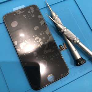 iPhoneSE3 液晶交換