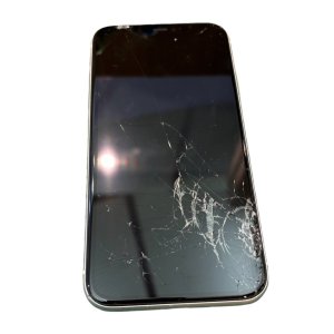 iPhone11 パネル交換修理