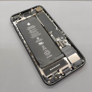 iPhoneSE3 バッテリー交換修理