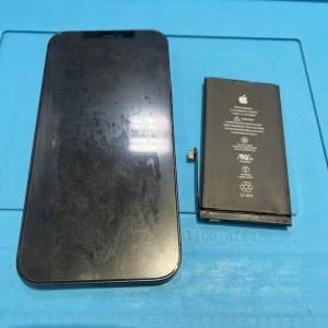 iPhone12 バッテリー交換