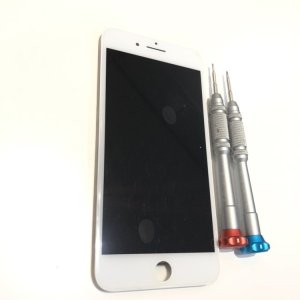 iPhone8Plus　液晶交換修理