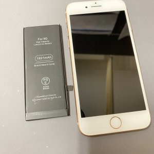 iPhone8　バッテリー交換