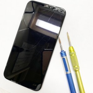 iPhoneXS フロントパネル交換