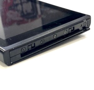 Nintendo Switch 本体レール交換修理