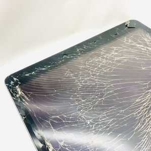iPad 第7世代 フロントパネル交換修理
